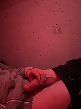 Snapshot of pervy_devil chatting on January 17, 2025, 7:41 am pervy devil online show from January 17, 2025, 7:41 am