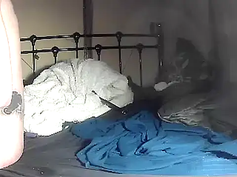 Snapshot of pervy_devil chatting on March 11, 2025, 7:47 pm pervy devil online show from March 11, 2025, 7:47 pm