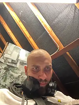 Snapshot of pervy_devil chatting on September 25, 2025, 8:23 pm pervy devil online show from September 25, 2025, 8:23 pm