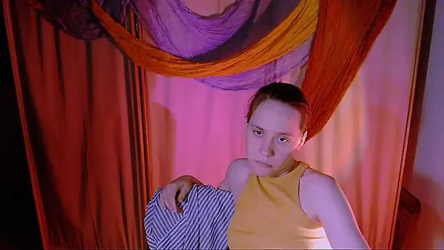 Malinax online show from December 4, 2025, 10:18 pm