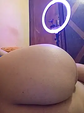 Mimy khalifa online show from April 16, 2026, 5:25 pm