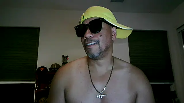 Snapshot of pimpdaddy4ever chatting on January 7, 2026, 2:14 am pimpdaddy4ever online show from January 7, 2026, 2:14 am