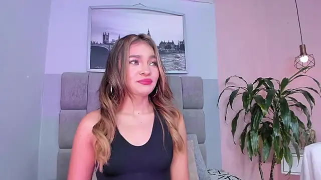 selene tylor  online show from March 3, 2026, 5:13 am