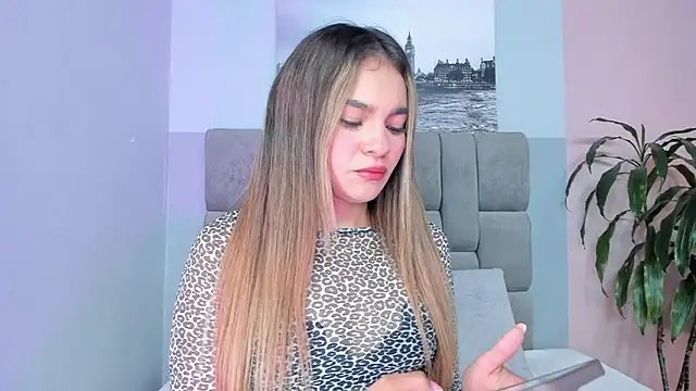 selene tylor  online show from June 30, 2026, 8:21 pm