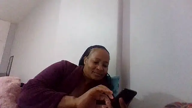 BabeAssXX online show from October 10, 2025, 5:28 am