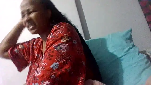 BabeAssXX online show from October 10, 2025, 5:34 pm