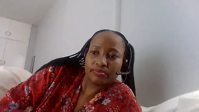 BabeAssXX online show from November 13, 2025, 12:37 pm