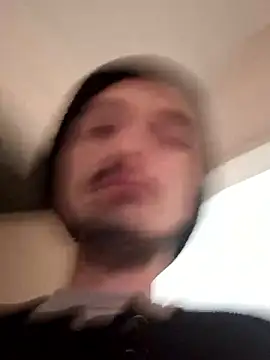 Wesleymodel online show from January 7, 2026, 8:33 pm