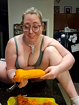 littlelustlamb online show from December 6, 2024, 10:08 pm