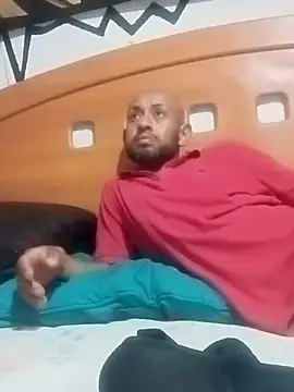 pineda1689 online show from April 24, 2026, 12:13 am