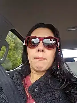 Snapshot of Reinacatchile chatting on February 2, 2025, 5:15 pm Reinacatchile online show from February 2, 2025, 5:15 pm