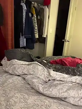 Snapshot of Reinacatchile chatting on February 6, 2025, 2:22 am Reinacatchile online show from February 6, 2025, 2:22 am