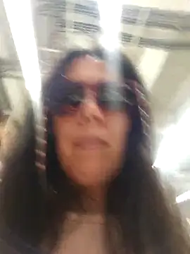 Snapshot of Reinacatchile chatting on February 24, 2025, 1:35 am Reinacatchile online show from February 24, 2025, 1:35 am