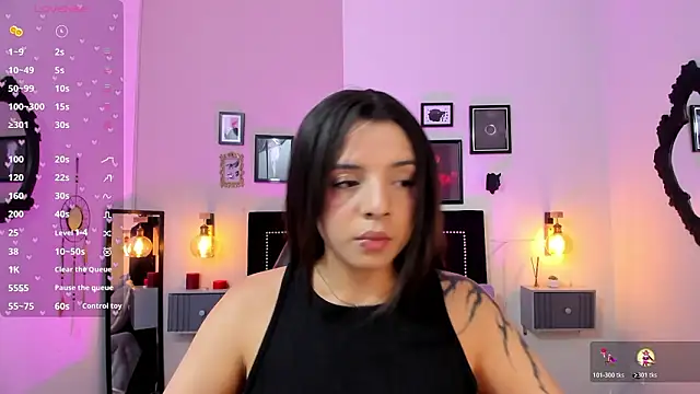 Charlotte  Benett online show from March 16, 2026, 6:28 am