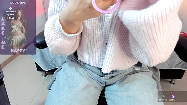 Charlotte  Benett online show from March 31, 2026, 4:24 am