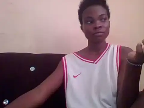 Snapshot of sexxyqueenn22 chatting on December 13, 2024, 11:02 am sexxyqueenn22 online show from December 13, 2024, 11:02 am