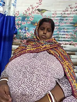 Beauty-queen online show from February 20, 2026, 2:28 pm