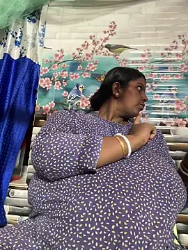 Beauty-queen online show from March 5, 2026, 1:18 pm