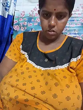 Beauty-queen online show from April 1, 2026, 2:03 pm