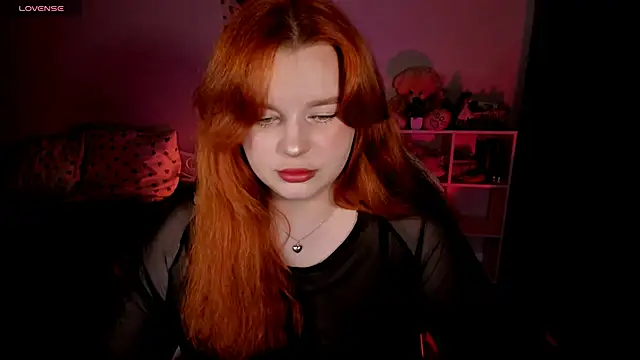  Lisa x online show from October 7, 2025, 2:36 pm