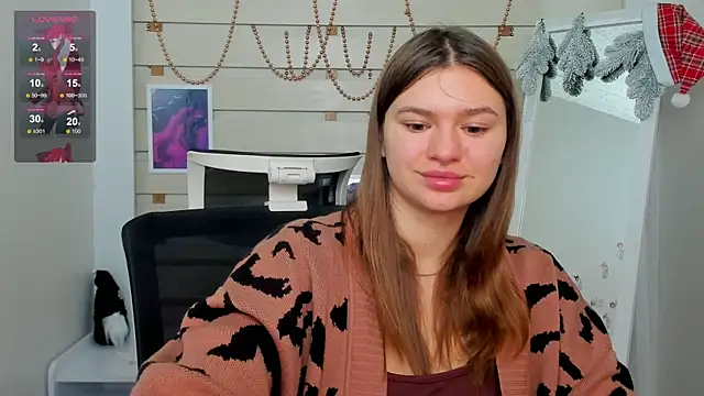 Snapshot of Josephine_Kiss chatting on December 13, 2024, 8:09 am Josephine Kiss online show from December 13, 2024, 8:09 am