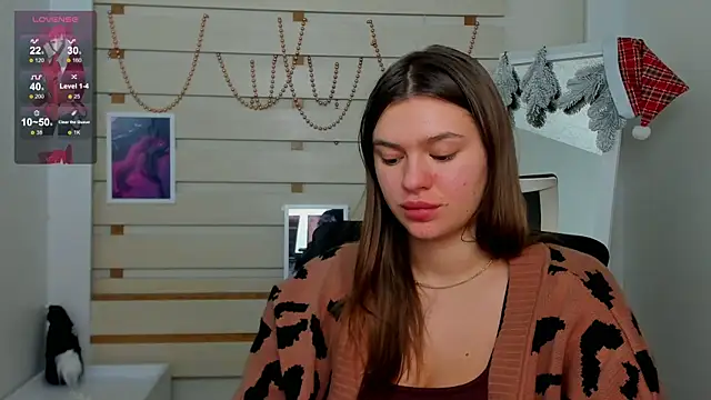 Snapshot of Josephine_Kiss chatting on December 13, 2024, 11:13 am Josephine Kiss online show from December 13, 2024, 11:13 am