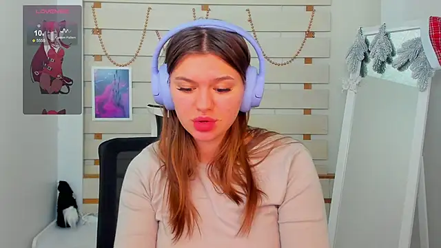 Snapshot of Josephine_Kiss chatting on January 2, 2025, 6:01 pm Josephine Kiss online show from January 2, 2025, 6:01 pm