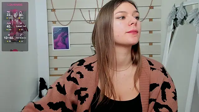 Snapshot of Josephine_Kiss chatting on January 10, 2025, 10:28 am Josephine Kiss online show from January 10, 2025, 10:28 am