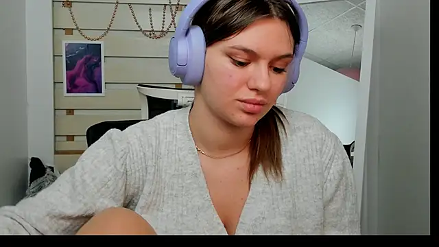 Snapshot of Josephine_Kiss chatting on January 21, 2025, 4:05 pm Josephine Kiss online show from January 21, 2025, 4:05 pm