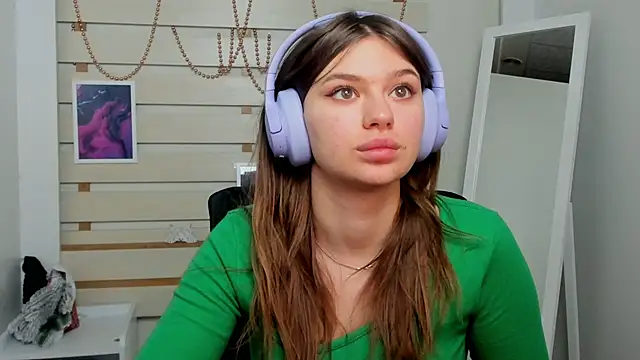 Snapshot of Josephine_Kiss chatting on February 10, 2025, 4:36 pm Josephine Kiss online show from February 10, 2025, 4:36 pm