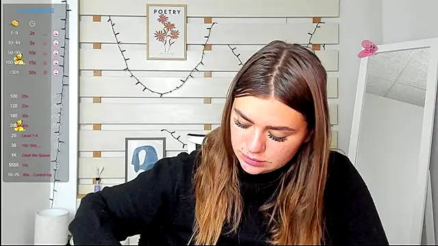 Snapshot of Josephine_Kiss chatting on October 6, 2025, 12:13 pm Josephine Kiss online show from October 6, 2025, 12:13 pm