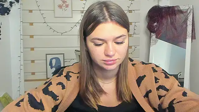 Snapshot of Josephine_Kiss chatting on November 7, 2025, 3:12 pm Josephine Kiss online show from November 7, 2025, 3:12 pm