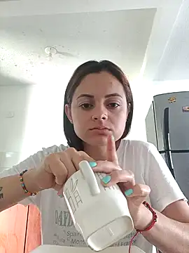 lincaramelo online show from December 22, 2024, 1:55 pm