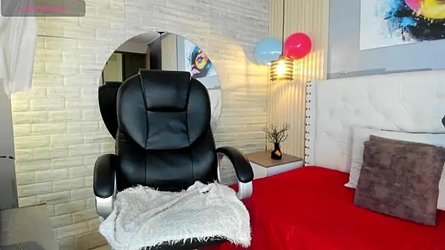 Snapshot of sussy__stone chatting on May 28, 2026, 12:13 pm sussy stone online show from May 28, 2026, 12:13 pm