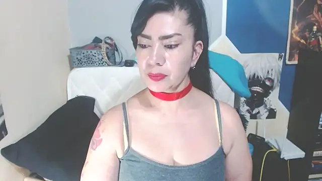 Snapshot of luisahott chatting on September 23, 2025, 7:28 pm luisahott online show from September 23, 2025, 7:28 pm