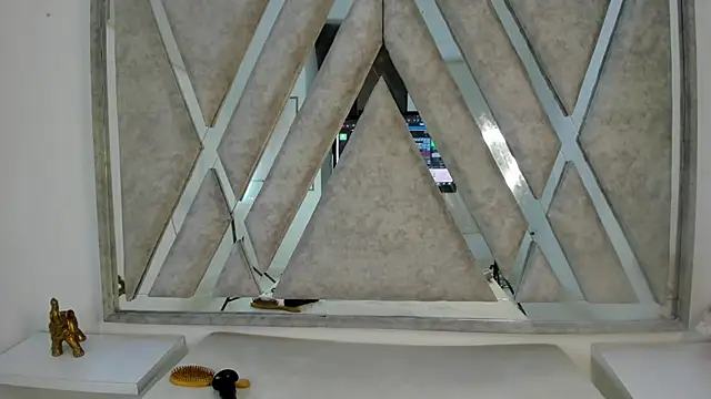 Danna 777  online show from February 18, 2025, 11:41 pm