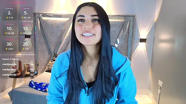 Danna 777  online show from October 10, 2025, 10:31 pm