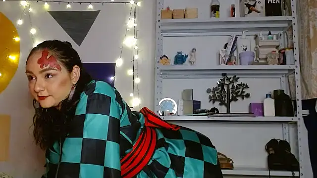 Snapshot of Kaory_32 chatting on October 29, 2025, 5:53 am Kaory 32 online show from October 29, 2025, 5:53 am