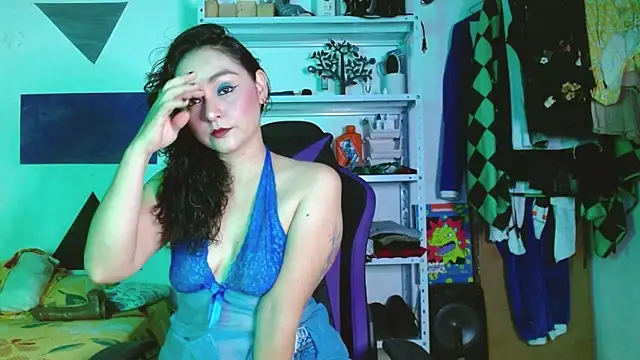 Kaory 32 online show from April 15, 2026, 7:21 pm