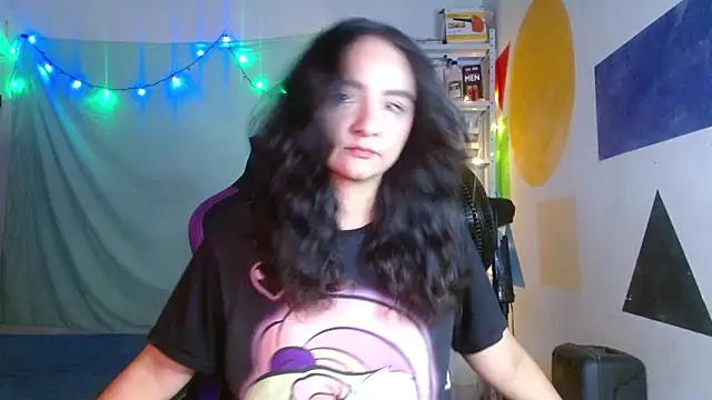 Kaory 32 online show from June 17, 2026, 1:41 am