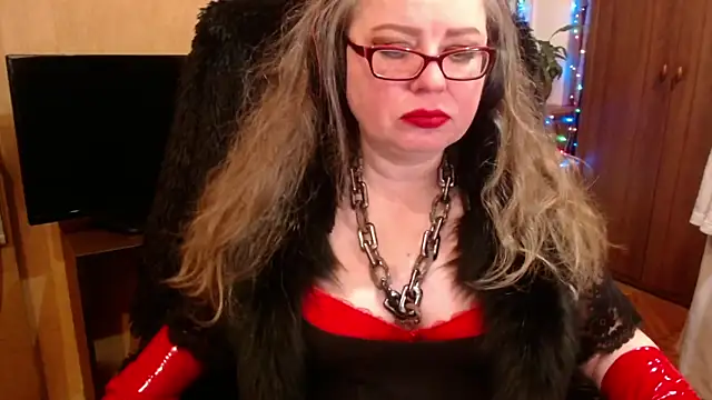 Snapshot of Miss_Tress chatting on January 7, 2025, 7:38 pm Miss Tress online show from January 7, 2025, 7:38 pm