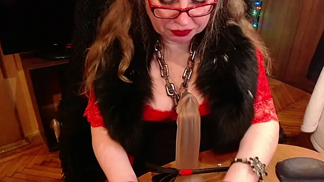 Snapshot of Miss_Tress chatting on January 22, 2025, 12:59 am Miss Tress online show from January 22, 2025, 12:59 am