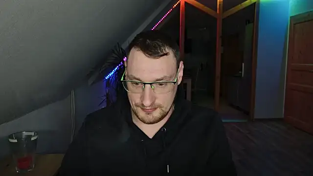 Snapshot of Relsxboy chatting on February 10, 2025, 5:30 pm Relsxboy online show from February 10, 2025, 5:30 pm