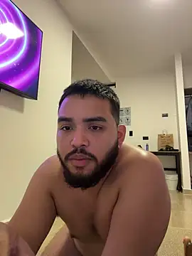 Snapshot of AlanDaviss chatting on February 14, 2026, 5:04 am AlanDaviss online show from February 14, 2026, 5:04 am