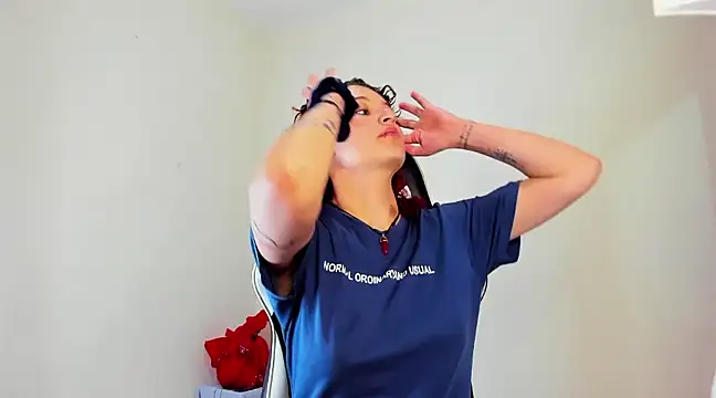 Snapshot of valent_27 chatting on February 4, 2025, 7:51 am valent 27 online show from February 4, 2025, 7:51 am