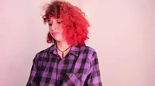 Snapshot of valent_27 chatting on February 15, 2025, 11:39 am valent 27 online show from February 15, 2025, 11:39 am