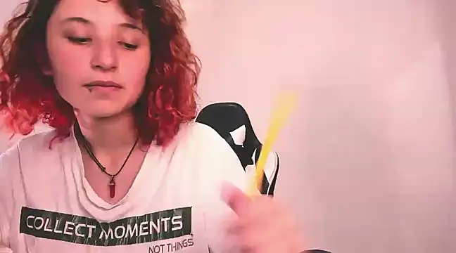 Snapshot of valent_27 chatting on February 25, 2025, 8:47 am valent 27 online show from February 25, 2025, 8:47 am