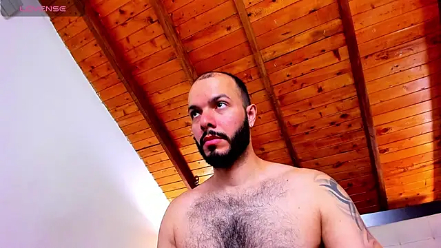 Snapshot of Tom_Bailey chatting on November 3, 2025, 3:35 pm Tom Bailey online show from November 3, 2025, 3:35 pm