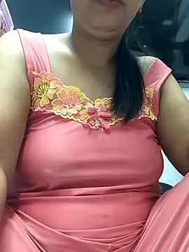 Lanyingxin18 online show from February 17, 2026, 11:44 pm