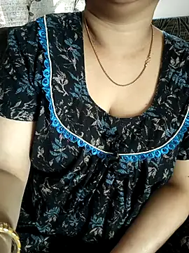 cuteyqueen online show from February 11, 2026, 6:18 am